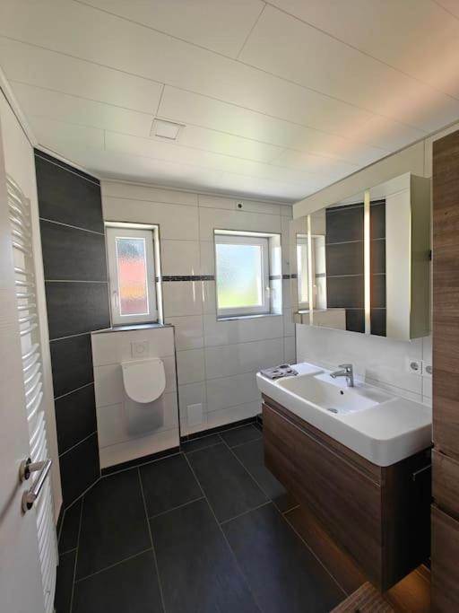 Apartment Kaufering Экстерьер фото
